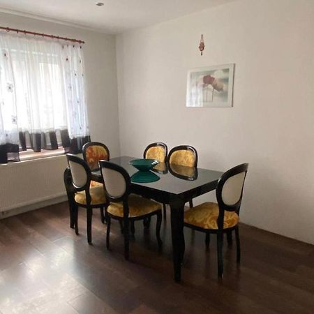 Ústí nad Labem Ruzovaubytovani מראה חיצוני תמונה